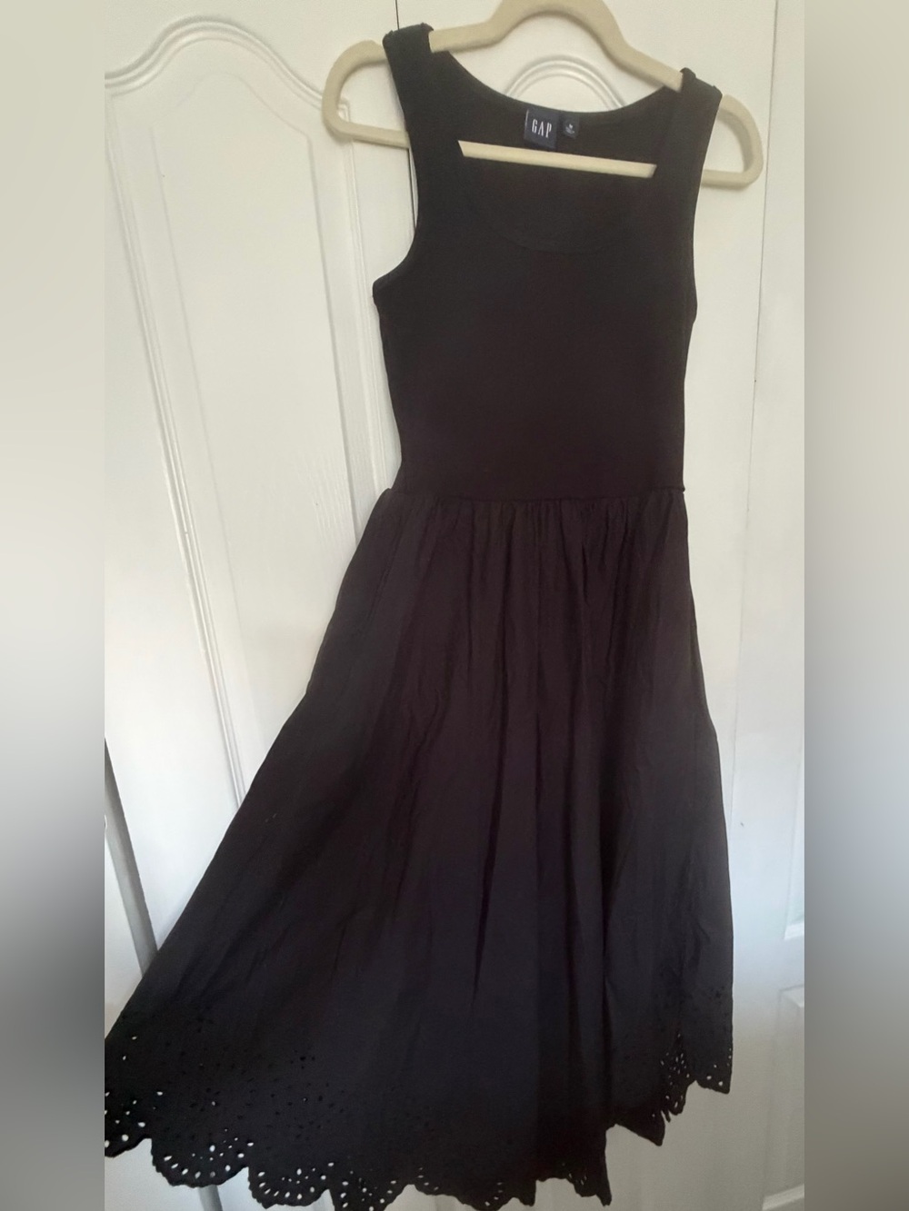 GAP Black Sleeveless Maxi Dress with Eyelet Hem